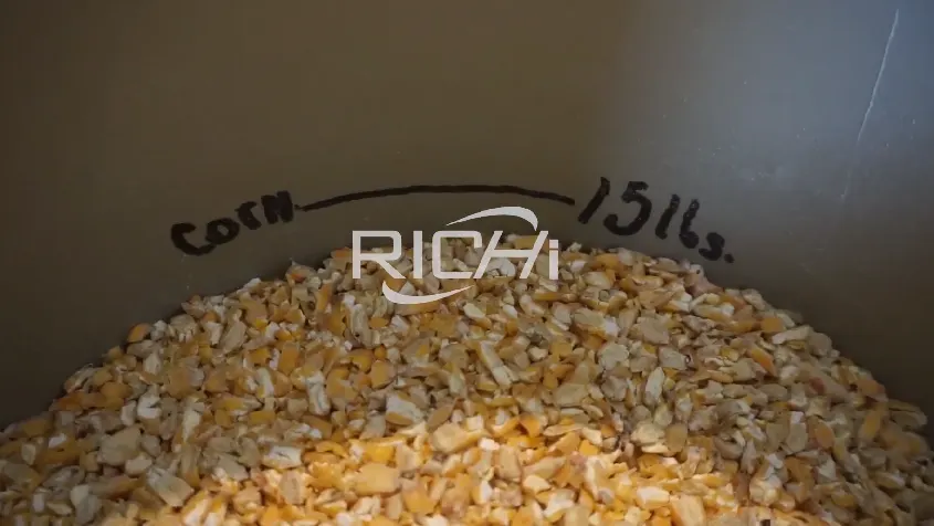 Featured images from the feed pellet production line demonstration video