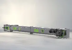 Scraper conveyor for raw material transportation in pellet production line