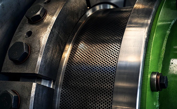 Wear resistant alloy steel perforated ring die spare part for feed, biomass, cat litter and organic fertilizer pellet mill