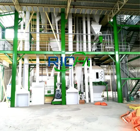 Case studies of fully automated broiler and layer hen pellet feed production line (on-site)